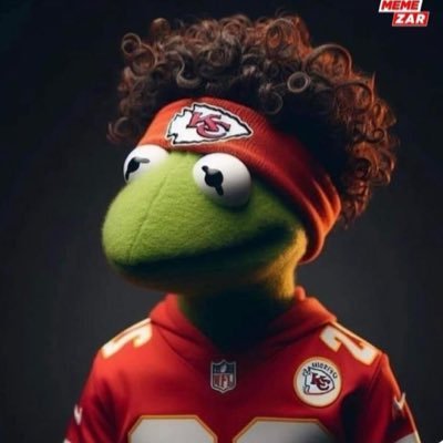 RobSassos's profile picture. RE Broker🏠❤️ Podcaster🎙Footballer⚽️ Bulldog Lover🐶 Martial Artist🥋Fisherman 🎣