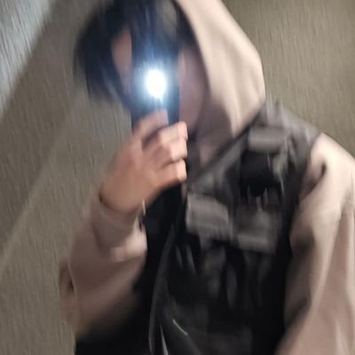 aquarifvck's profile picture. never b the same | INFJ-T