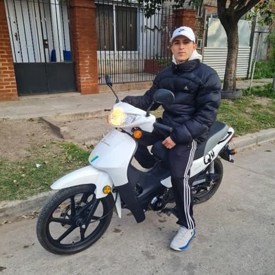 Invierto todo en mi carrera porque el arte va primero.