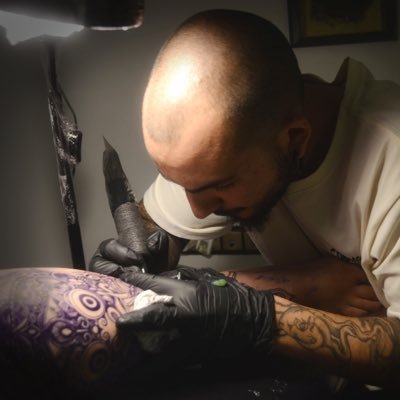 Emprendedor en el mundo del TATTOO. Residente en Murcia. Estudio de tatuaje en Abaran.