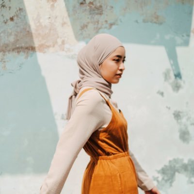 Psikolog Klinis | Puteri Indonesia Inteligensia DIY ‘19 | Learning about trauma in family & romantic relationship | Penulis ‘Cetak Biru Cinta’ 💙