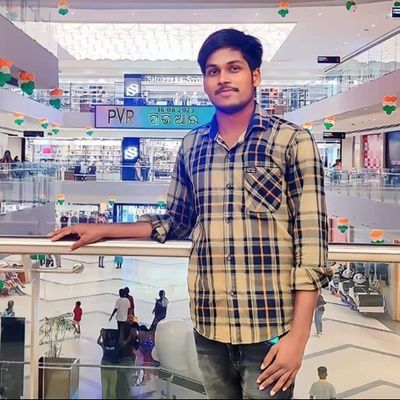 Rishikeshmaddh7's profile picture. Navodayan