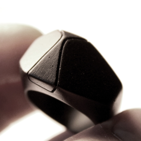 RoundThingsAMS's profile picture. Since December 2011 Sebastian Doermann creates modern, clean and easy accessoires. Every single piece is individually designed and handcrafted. Check it out