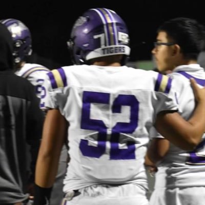 (Lodi, Ca) Tokay High School - C/O 26 - 3.6 Gpa - Rb/Fb/Lb - 5’9 185lbs - navarroej41@gmail.com