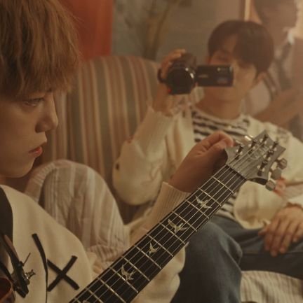 ttalattatta's profile picture. 입덕 한달차에 군백기가 되어버려 최애를 못 정한
올프 학생 엔퍄