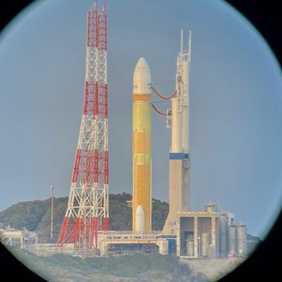 日芸写真学科卒業。星景とロケット撮影が専門の写真家。星ナビでライターをしています。NIGHT PHOTO TOURS代表。OM SYSTEMゼミ 講師。ソニーαアカデミー講師。お仕事のご依頼はホームページのコンタクトよりお願いします。