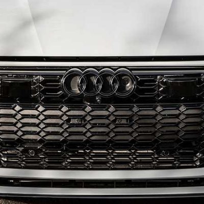 EwingKERI219's profile picture. for some it's spring and joy, for me it's a new work week lol