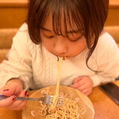 ハーフ/なにも募集してません/迷子と寝過ごす天才⭐️/ 赤ちゃんマンのチョコくれたらなつきます/※一応裏垢？→サブ垢https://t.co/vbRBQSiwPP