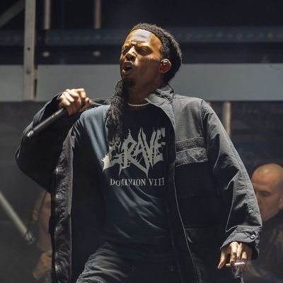 kaniewestie's profile picture.