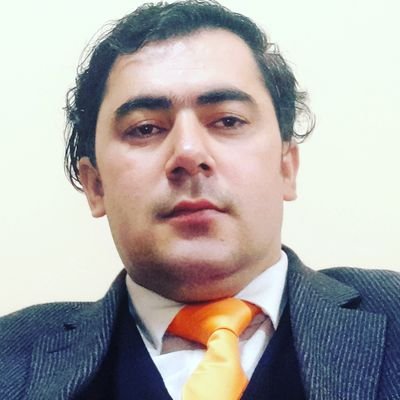 من جوان سیاسی ،اجتماعی و فرهنگی هستم در برابر بی عدالتی صدا بلند میکنم همیشه در خدمت مردم خود در هر شرایط در کنار شان خواهیم ایستاد از حق حقوق شان دفاع مینمای