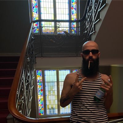 oootirutra's profile picture. voleur d’huile bien résilient