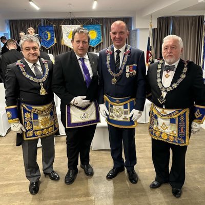 Raymondsco11422's profile picture. 