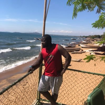 Ngomamofya's profile picture. MEMENTO MORI