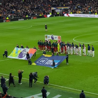 skawk32's profile picture. 