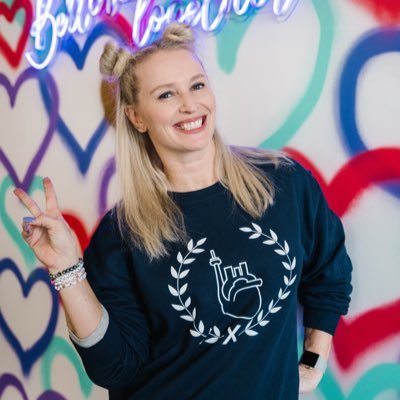 Award winning fitness professional. 🧘🏼♀️Fitness Studio Owner @kardiaathletica 📚Author, Teacher & EDU Consultant 🏃🏼♀️15xMarathoner 5xIM70.3🇨🇦