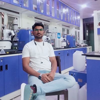 p22cy005's profile picture. Research Scholar @iitjodhpur 
#Synthetic Organic Chemist