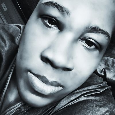 I'm a drama free person who is down to earth. God is love. My name is pronounced (AW-SHEE-NUH)