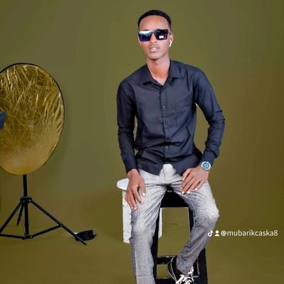 Guuleed305's profile picture. 