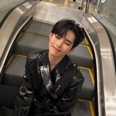+21. Kpop. fandom. mostly for sung hanbin of zerobaseone.