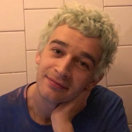 notxliving's profile picture. they/them