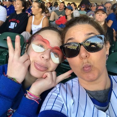 she/her | #FamilyMedRockStars @RushMedical | #DocsWithDisabilities🦻🏻🦻🏻🤟🏻| #AMA: Council Sci/Pub Health| #PFLAG 🏳️🌈| Tweets my own