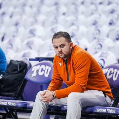 Director of Recruiting @texasmbb🤘 | #JucoProduct