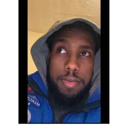 {أحب الصالحين ولست منهم}
خبير في علوم البحار والغوص 🇸🇴🇸🇴🇸🇴