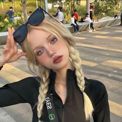 bitter154731's profile picture. 