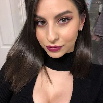 mistress_nora21's profile picture. 22/ your favorite spoilt brat👸 don't message me without a tribute of 50$