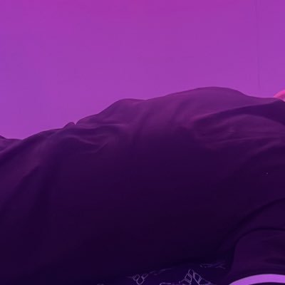 newme11223's profile picture. 