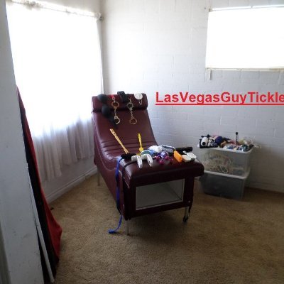 Las Vegas Guy Tickler - A Man ISO Male Ticklees