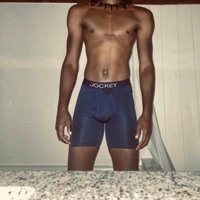 boy with an insatiable desire to serve and please hot White Daddy's, Sirs, Kings, and Masters.
.
.
Dms are always open to meet ups, phone calls, xxx pic