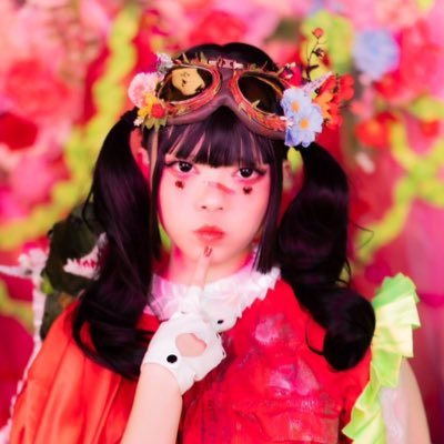 ❤️‍🔥笑女歌劇団ヒミツノミヤコ🎤@himitunomiyako ❤️‍🔥❤️‍🔥❤️‍🔥ぼけちゃんは、絶対諦めない団長さんだよ！❤️‍🔥❤️‍🔥メンヘラポップのお姫さまはいつか天使になります👼4/6～東名阪ツアー！6/27 梅田QUATTROワンマン宴！🌈 @arcielzzz ◀ここにもいるゼぇ