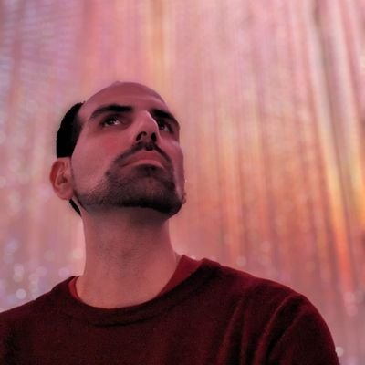 Doctor (x2) omnívoro de cultura pop. Salgo a veces en @PanamaRevista y La Batea (https://t.co/2wex7wH8Nm)///Manganimé. La saga argentina por @Trenemovimiento