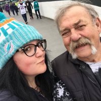 Tasha (@purplezebrapant) 's Twitter Profile