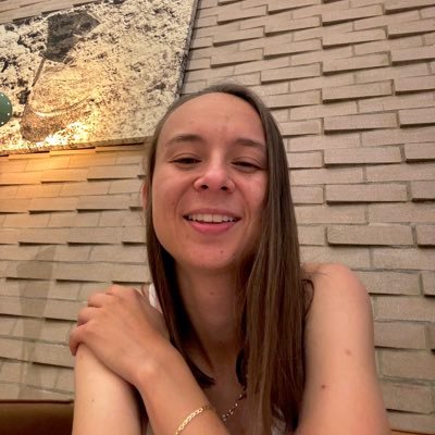 mariacpenarar's profile picture. Productora y realizadora audiovisual 🎬