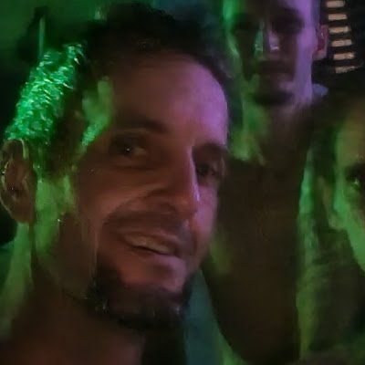 I'm a recently released 43 y/o amateur adult film actor and producer on a mission to get back in the industry and community, my give a fucks are gone so it's on