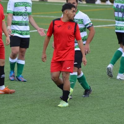 Peruano 🇵🇪
📍España 🇪🇦
⚽️ Centro Campista
🧑🏽💻Ingeniero de sistemas y computación