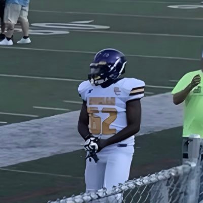 DT C/O 26’ @_RomanFootball | 6’2 220lbs | HS @RomanCatholicHS | GPA: | Email: kamisleylee44@gmail.com | Phone: (267) -773-2306 | IG: 1.quiz_