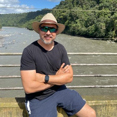 santanderhector's profile picture. Nadie los valorará sino lo hacemos nosotros primero. Confía en el tiempo, que suele dar dulces salidas a muchas amargas dificultades.