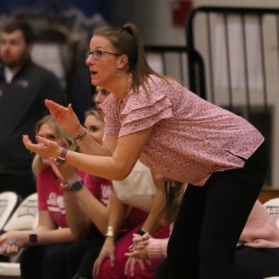 (she/her) Partner, Mom, Head Basketball Coach & SAAC Advisor at Saint Michael's College. Proud Southern Maine Alum @SMC_wbb @SMCSAAC