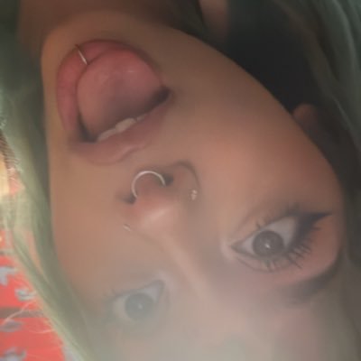 yungmillionair3's profile picture. (stfu)