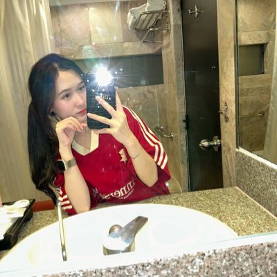 popthipsuda_'s profile picture. ส่งต่อของใช้ส่วนตัว เน้นงานแบรนด์ไอจีหลักๆ used like new 📮จัดส่งของทุกวัน (Dmไม่ได้ทักไลน์) ID:popthipsuda_