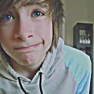 Daniel_Fire_'s profile picture. Twin to @Blaze_Fire_. He says he's the bad boy. I'm the opposite. The innocent but reckless one. I'm bi. And Slytherin. [Mult.18+]