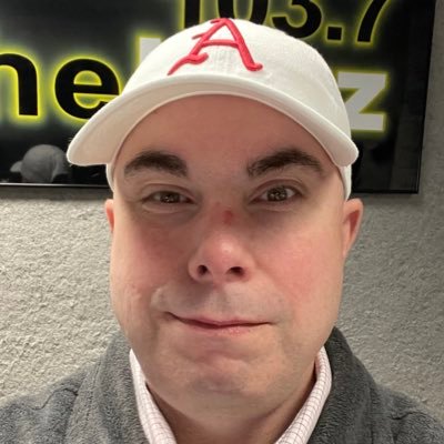 Omaha native. Baseball fan. Love to laugh and make others laugh. Sports page designer and sports talk radio producer. @Huskers and @Cubs fan til I die!