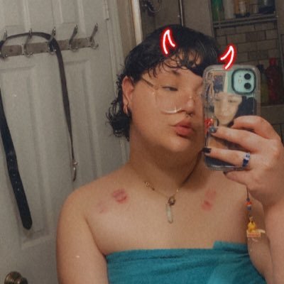 yakso__'s profile picture. fading like a death star