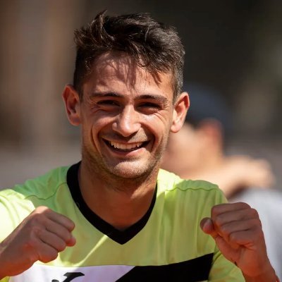 Hablo y opino al pedo de tenis. De vez en cuando, hablo de fútbol