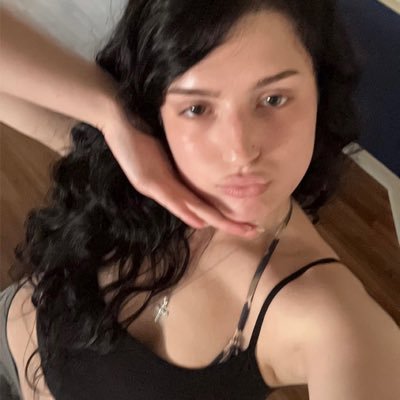 gracedemello's profile picture. the only cancer woman in the world