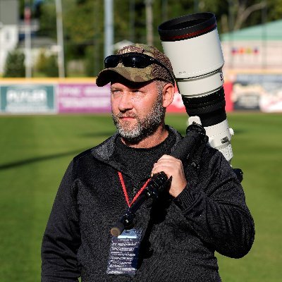 Retired US Army Veteran of 20yrs.
                                 Sports Photographer for @MiLB and @ErieSeaWolves
