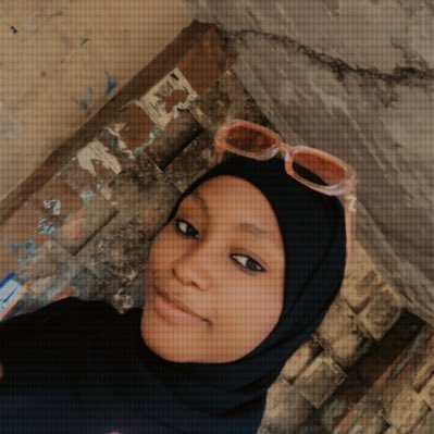 Bint___Sadeeq Profile Picture